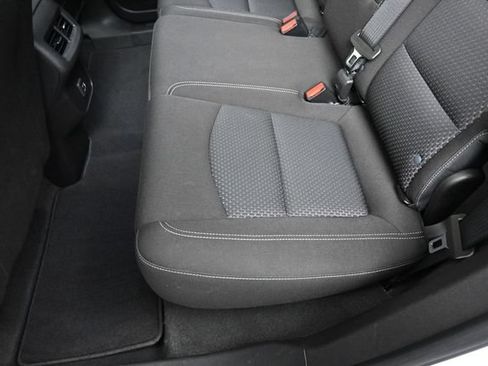 Used 2023 GMC Terrain SLE w/ Driver Convenience Package FWD image 21