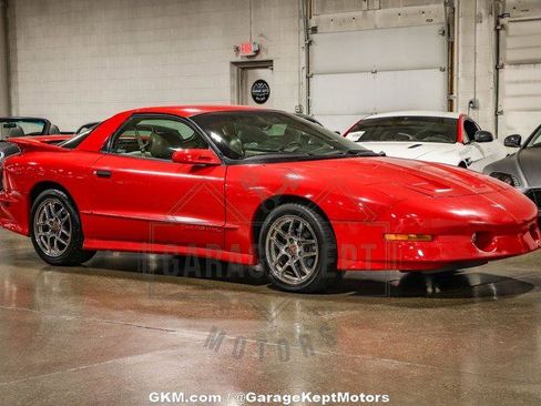 Used 1995 Pontiac Firebird Coupe image 1