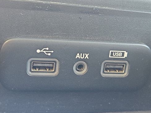 Used 2018 RAM 3500 Tradesman image 12