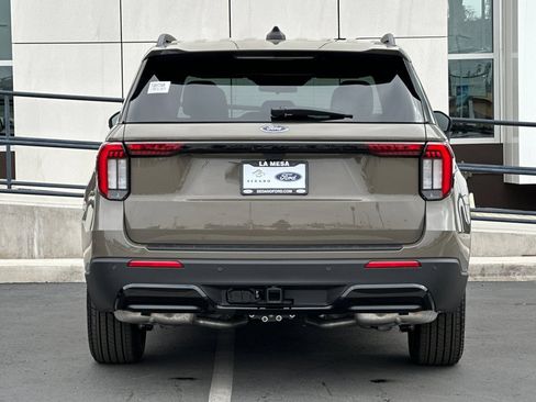 New 2026 Ford Explorer ST-Line RWD image 4