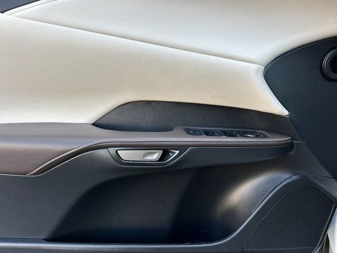 Used 2023 Lexus RX 350 Premium image 10