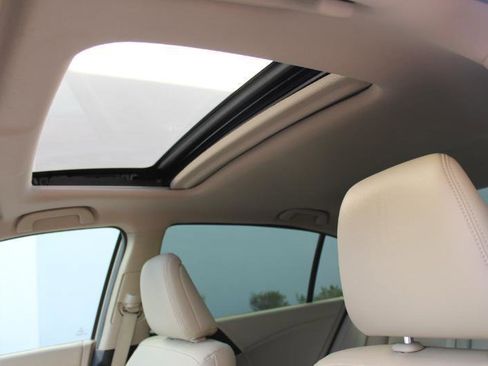 Used 2015 Honda Accord EX-L image 38