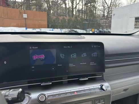 Used 2024 Hyundai Kona SEL image 23