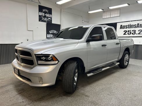 Used 2013 RAM 1500 Express AWD/4WD image 3