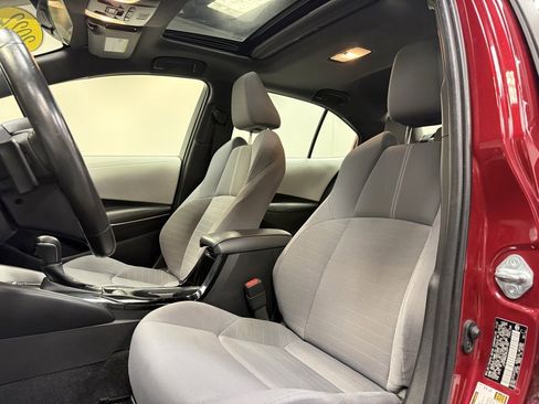 Used 2022 Toyota Corolla SE image 21