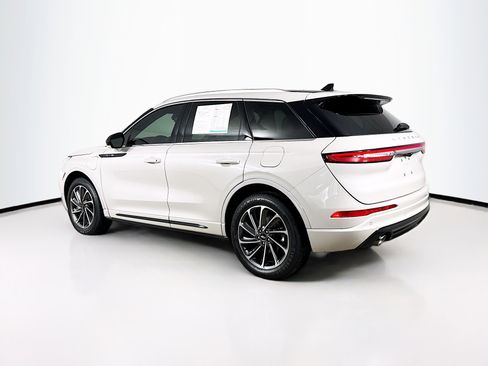 Used 2024 Lincoln Corsair Grand Touring image 31