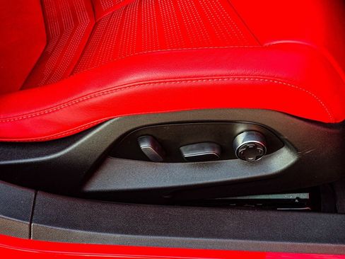 Used 2024 Chevrolet Corvette Stingray Preferred Conv image 9