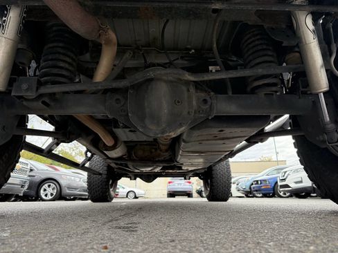 Used 2016 Jeep Wrangler Unlimited Rubicon image 25