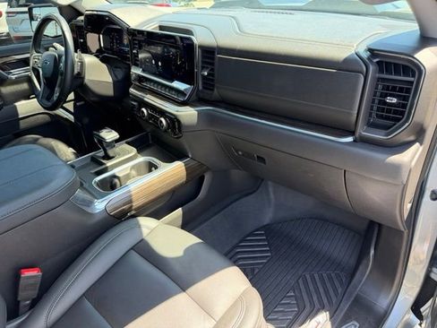 Certified 2025 Chevrolet Silverado 1500 LT Trail Boss w/ Convenience Package II AWD/4WD image 19