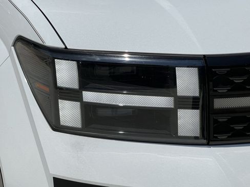 Used 2025 Hyundai Santa Fe Calligraphy FWD image 10