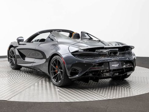 New 2026 McLaren 750S Spider RWD image 4