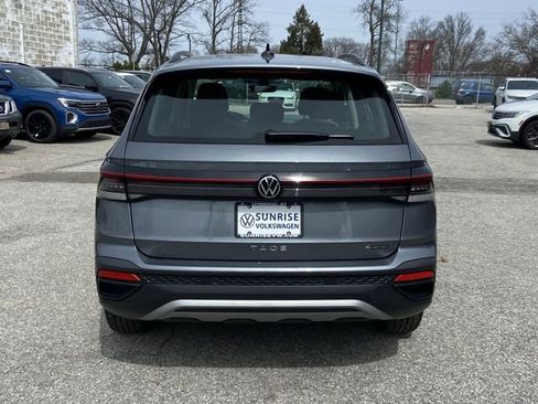 Used 2025 Volkswagen Taos S image 6