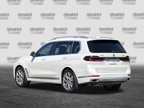 Used 2026 BMW X7 xDrive40i AWD/4WD image 7