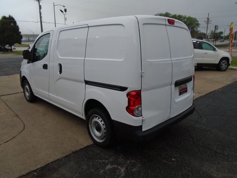 Used 2018 Nissan NV200 S FWD image 4