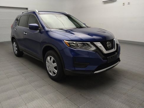 Used 2019 Nissan Rogue SV image 13