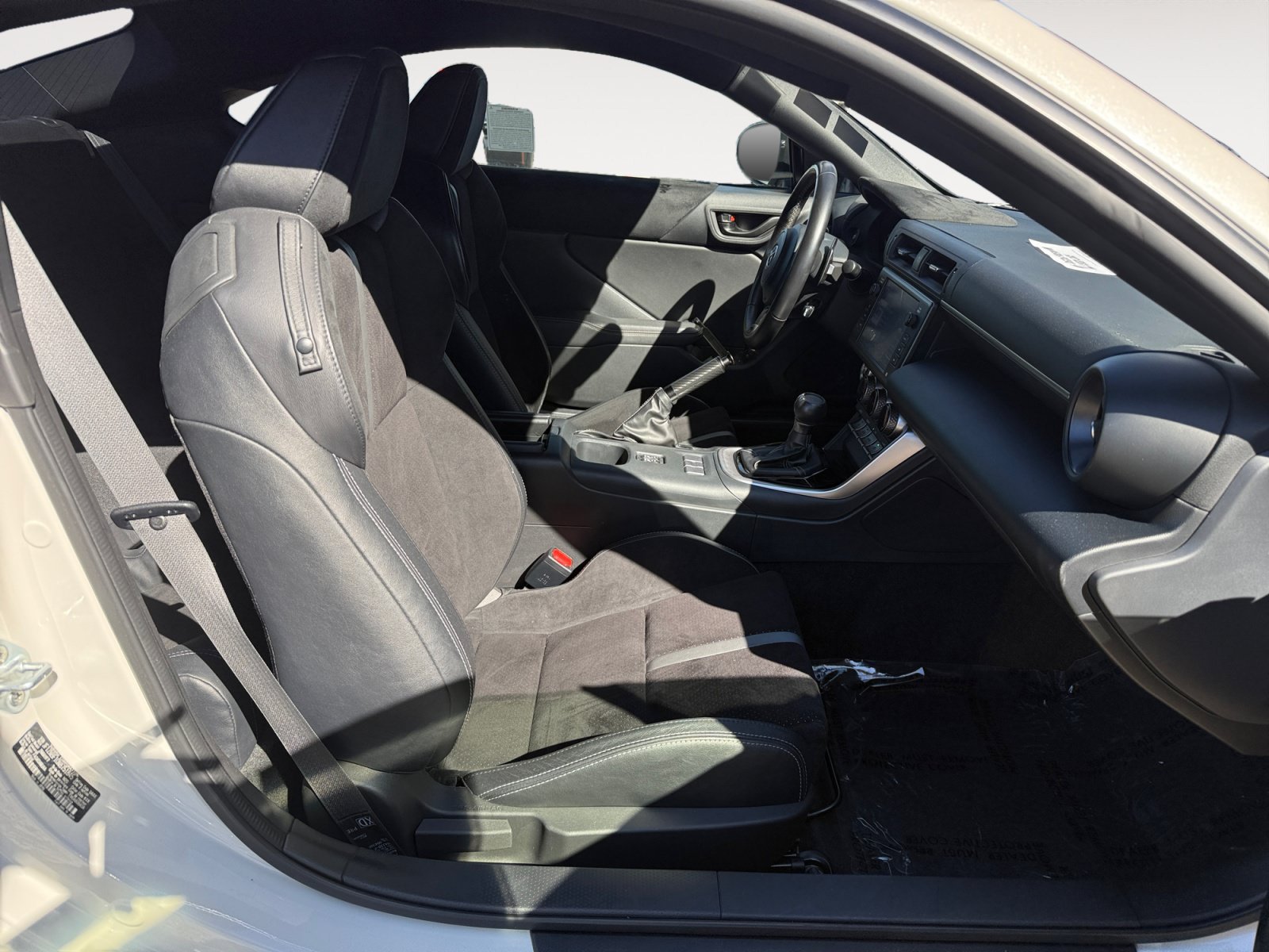 Used 2022 Toyota GR86 Premium RWD image 19