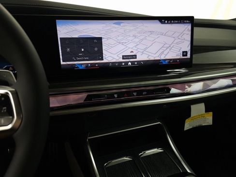 New 2026 BMW 740i xDrive image 19