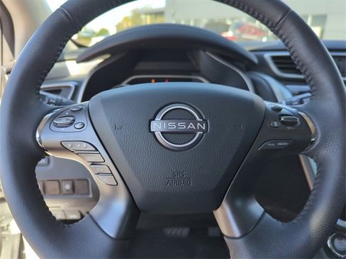 Certified 2024 Nissan Murano SV image 43