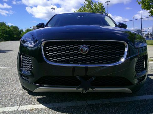 Used 2018 Jaguar E-PACE SE AWD/4WD image 12