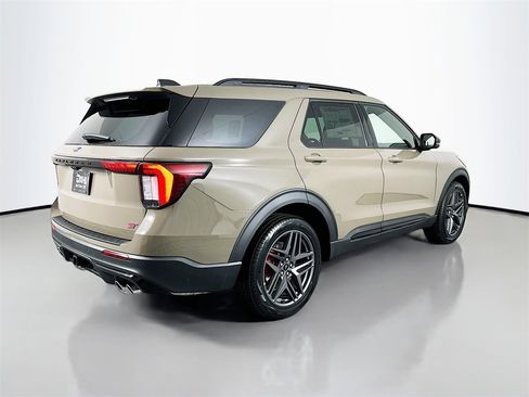 New 2026 Ford Explorer ST w/ Sun And Sound Package image 7