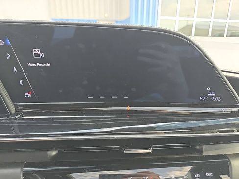 Used 2023 Cadillac Escalade V AWD/4WD image 38
