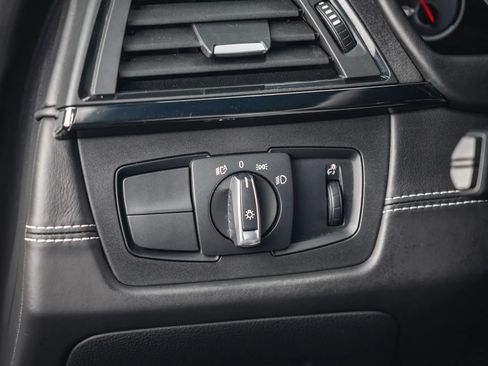 Used 2018 BMW M3 CS w/ Executive Package image 40