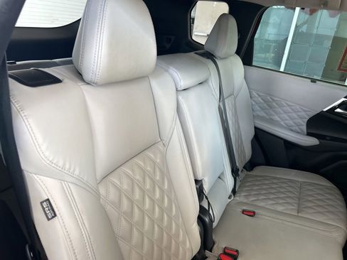 Used 2023 Mitsubishi Outlander SEL image 27