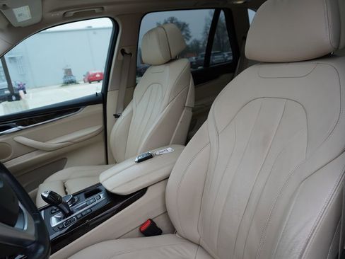 Used 2015 BMW X5 xDrive50i image 30