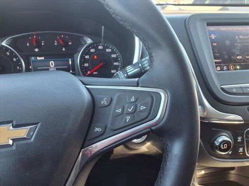 Used 2023 Chevrolet Equinox LT image 28
