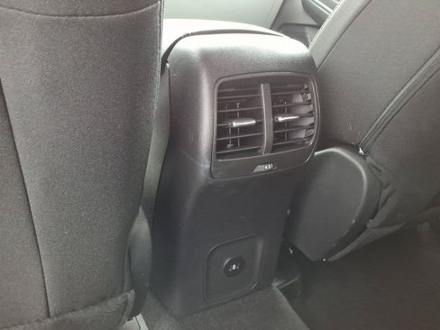Used 2024 Ford Escape Active w/ Tech Pack #1 AWD/4WD image 12