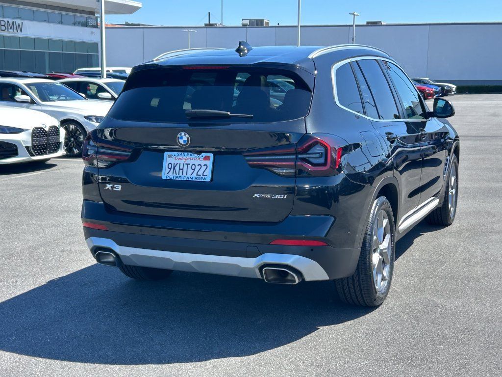 Used 2024 BMW X3 xDrive30i w/ Premium Package AWD/4WD image 5