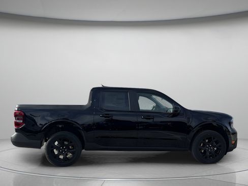 New 2025 Ford Maverick Lariat w/ Black Appearance Package image 2