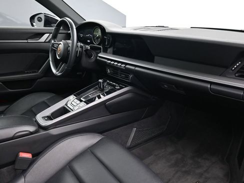 Certified 2021 Porsche 911 Carrera image 11