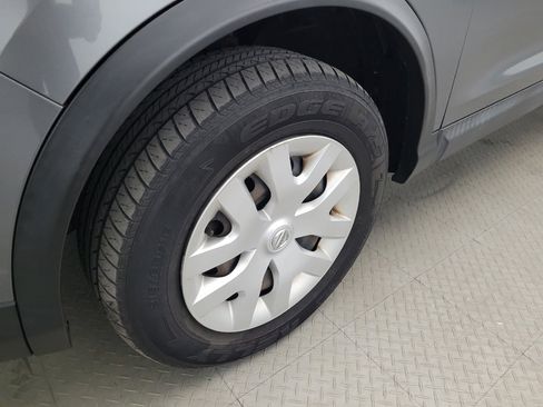 Used 2018 Nissan Rogue Sport S AWD/4WD image 31