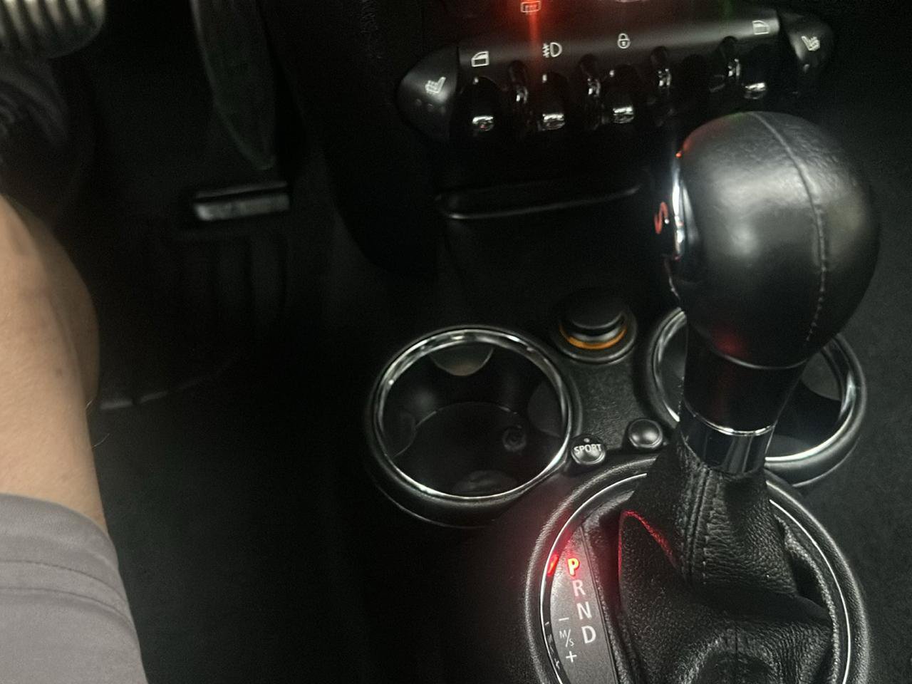 Used 2011 MINI Cooper S FWD image 17
