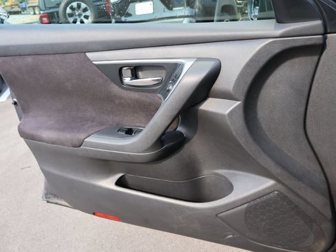 Used 2013 Nissan Altima 3.5 S FWD image 26