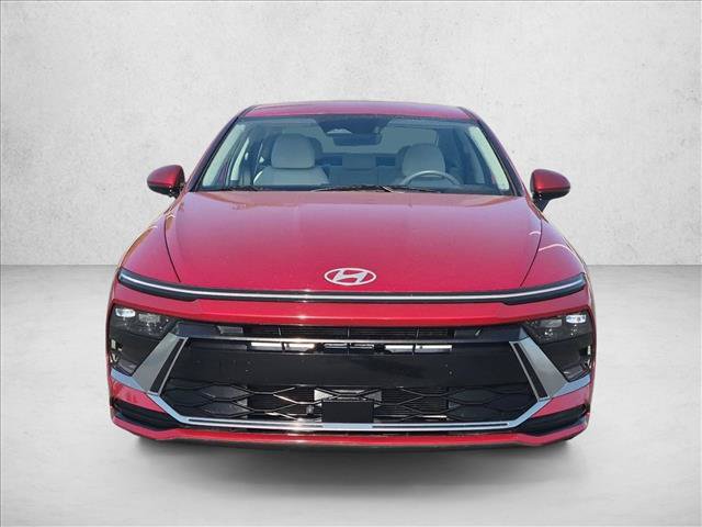 Used 2025 Hyundai Sonata SEL FWD image 2