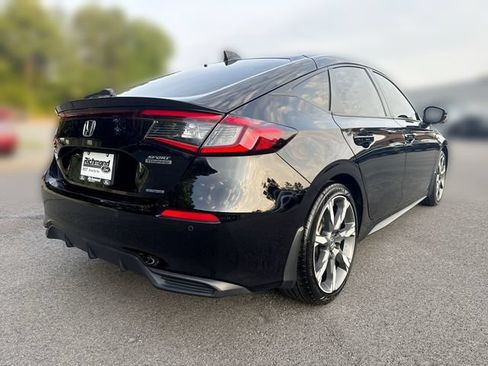 Used 2025 Honda Civic Sport Touring image 8