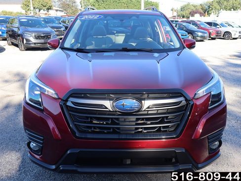 Used 2022 Subaru Forester Limited image 4