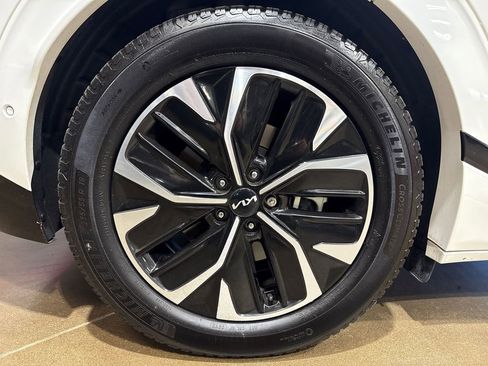 Used 2022 Kia EV6 GT-Line w/ GT-Line Suede Seat Package image 30