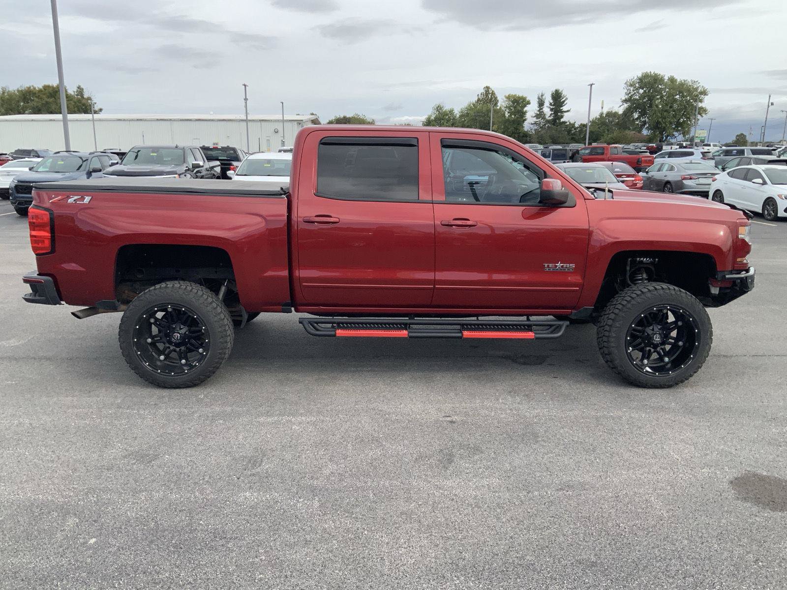 Used 2018 Chevrolet Silverado 1500 LT w/ Texas Edition AWD/4WD image 10