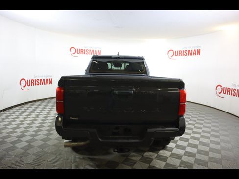 Used 2025 Toyota Tacoma TRD Off-Road w/ TRD Off Road Premium Package AWD/4WD image 11