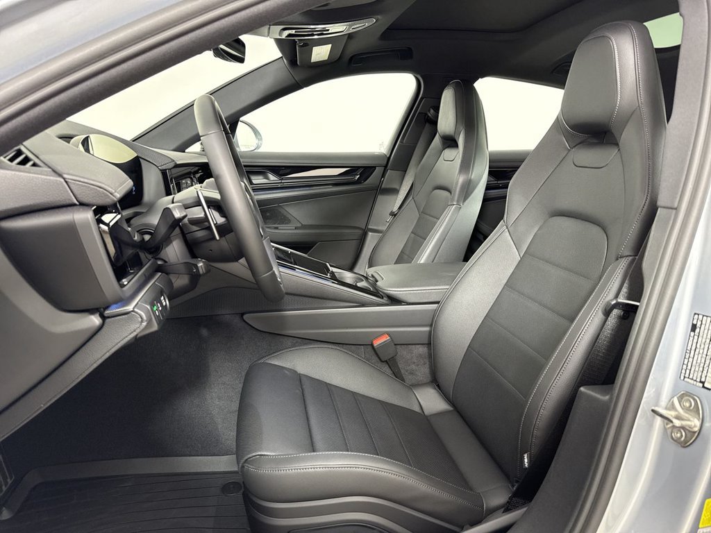New 2026 Porsche Panamera 4 AWD/4WD image 5