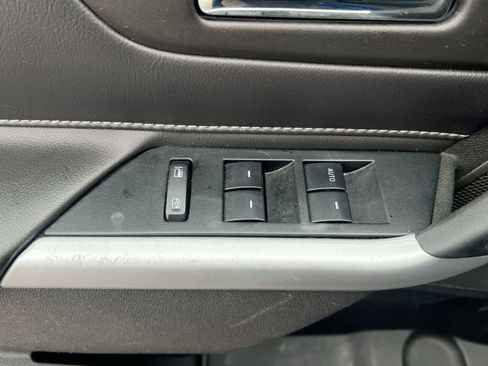 Used 2013 Ford Edge SE FWD image 17