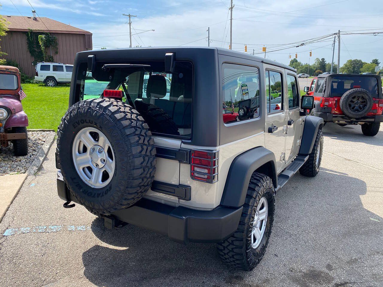 Used 2018 Jeep Wrangler Unlimited Sport AWD/4WD image 6