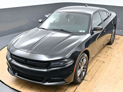 Used 2019 Dodge Charger SXT AWD/4WD image 43