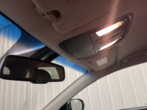 Used 2018 Kia Sorento LX w/ LX V6 Convenience Package image 39