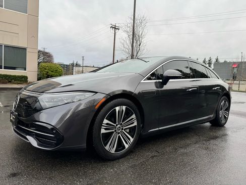 Used 2023 Mercedes-Benz EQS 450+ 4MATIC Sedan image 5