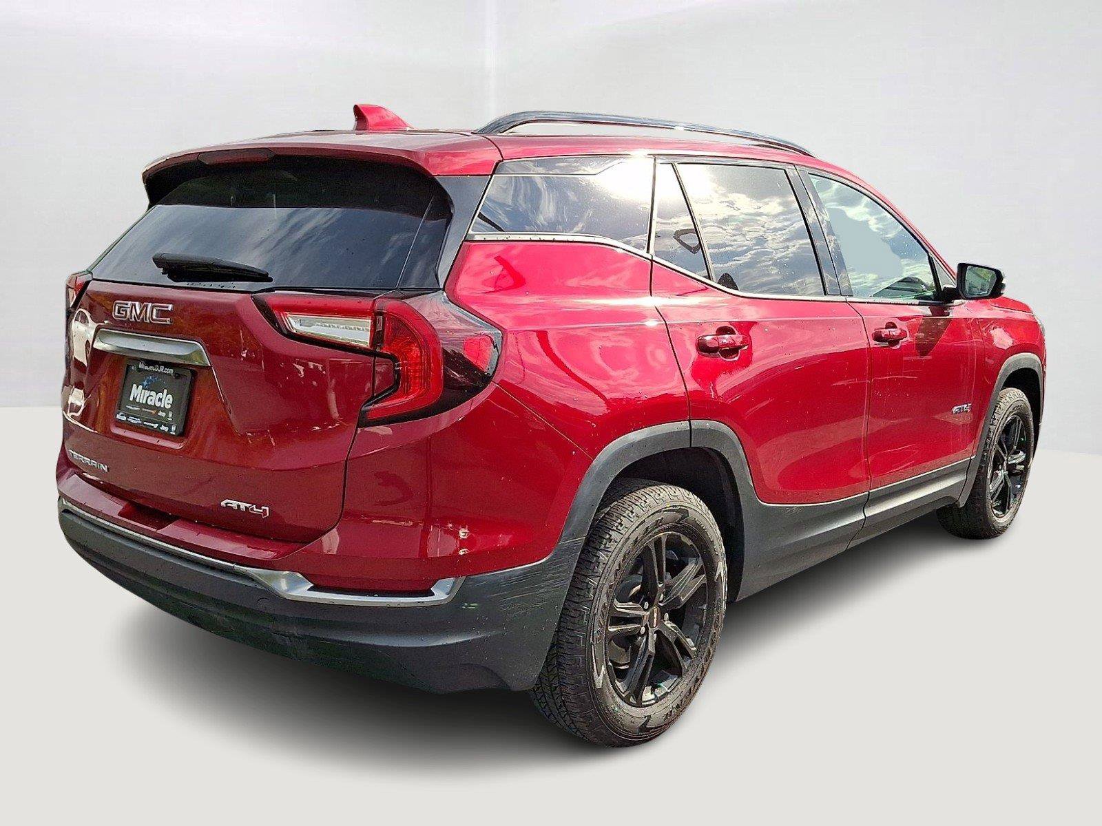 Used 2023 GMC Terrain AT4 AWD/4WD image 6