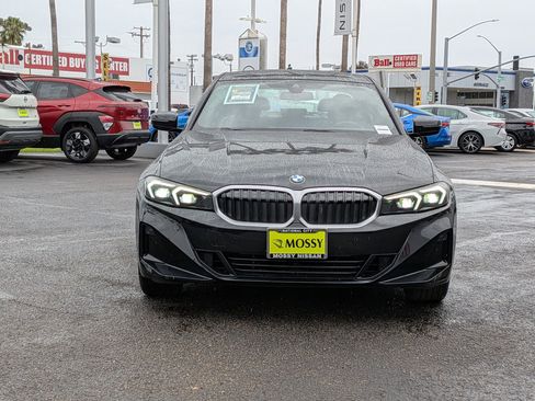 Used 2023 BMW 330i Sedan image 4